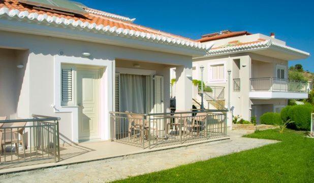 Vereniki Apartments Finikounda Exterior foto